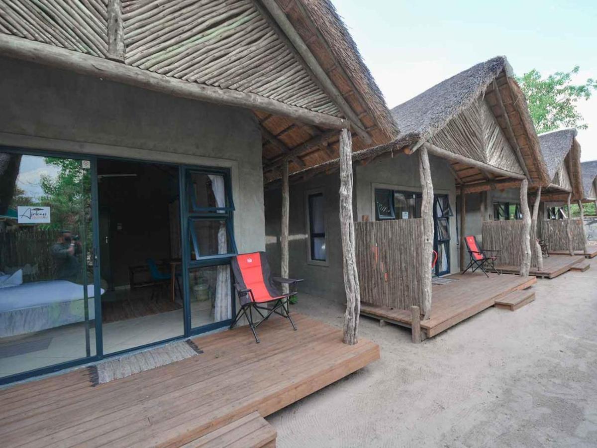African Excursions Guest House Khwai Ngoại thất bức ảnh